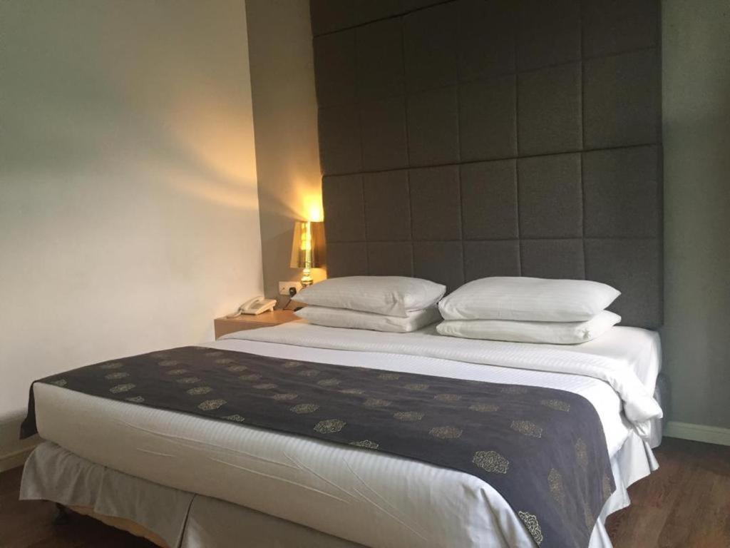 The Ardens Hotel - Austin Johor Bahru Eksteriør bilde